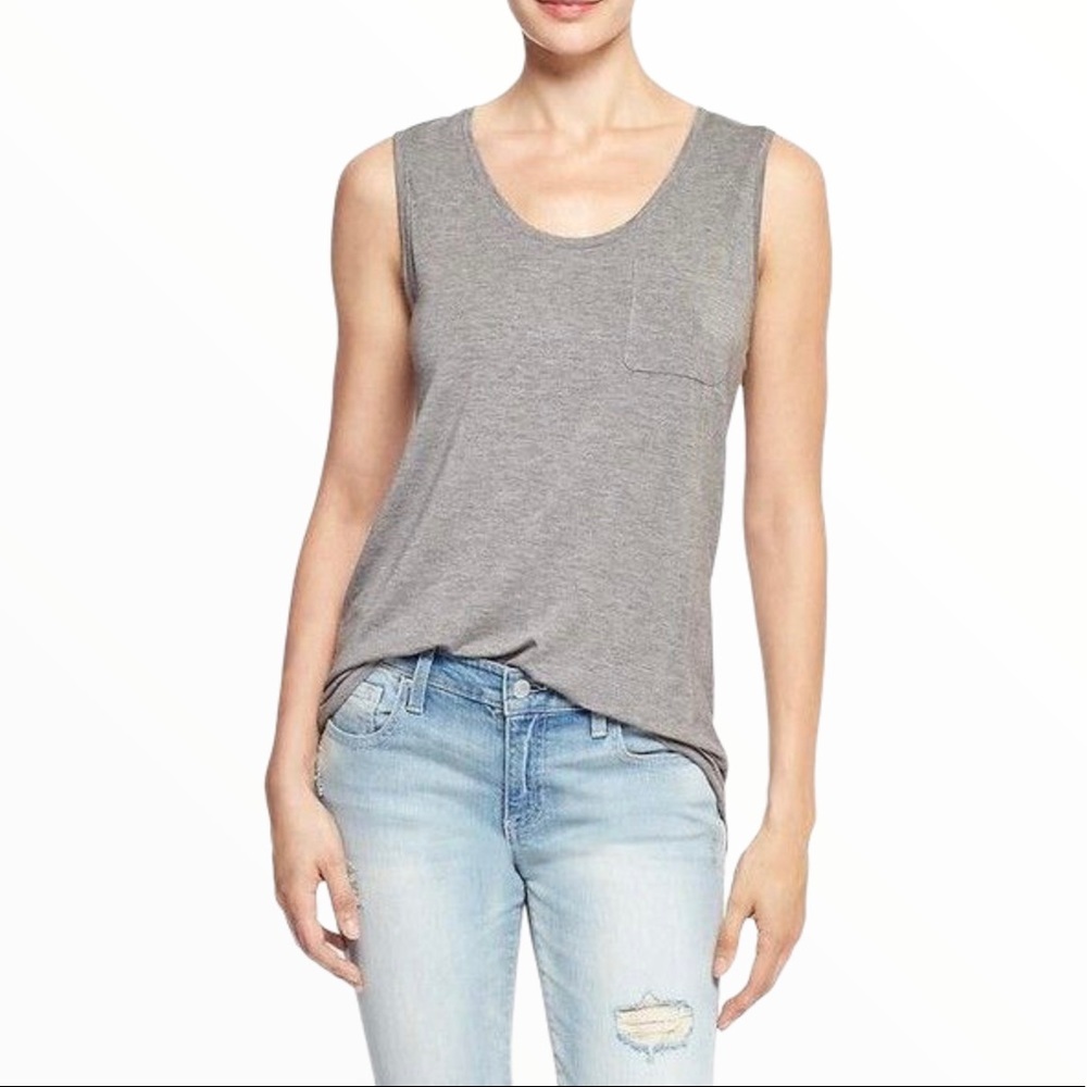 GAP Pocket Muscle Tank/Top Grey With Scoop Neck Size XSmall
